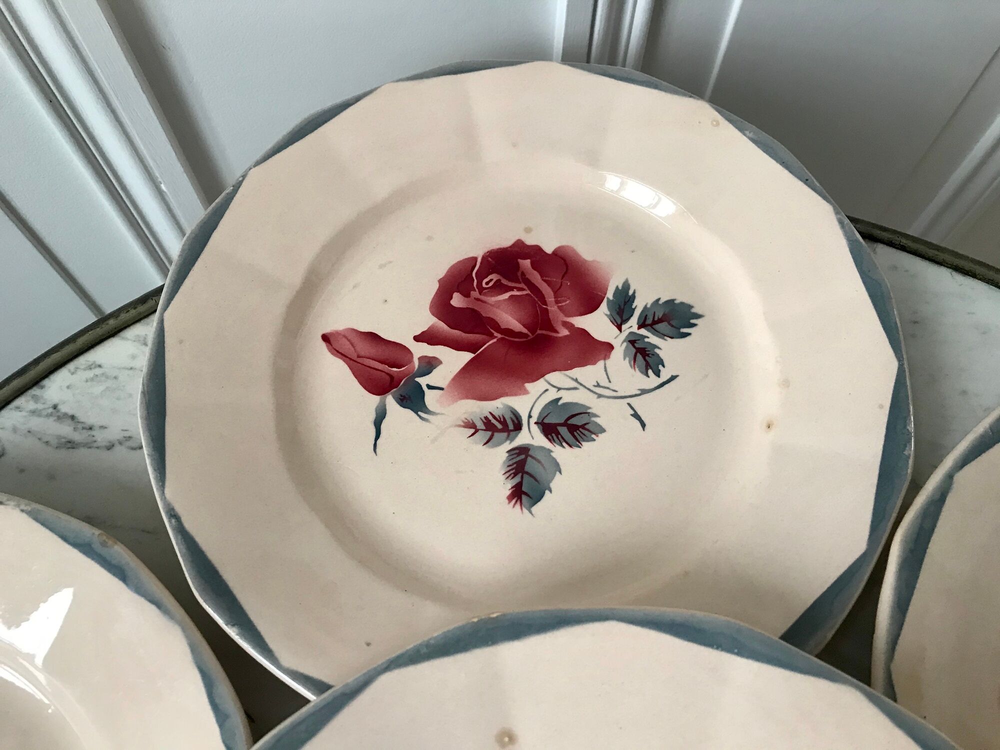 Set of 6 flat plates digoin sarreguemines pink and blue flowers 40s