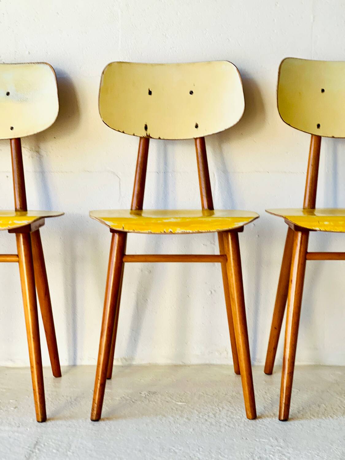 Chaises de bistrot par Ton, années 1950