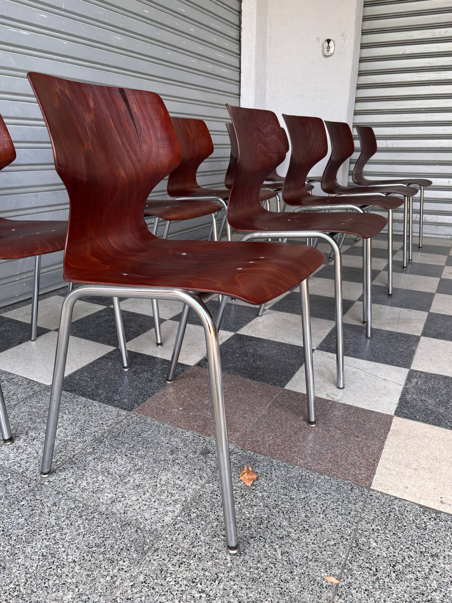 Lot de 10 chaises Pagholz