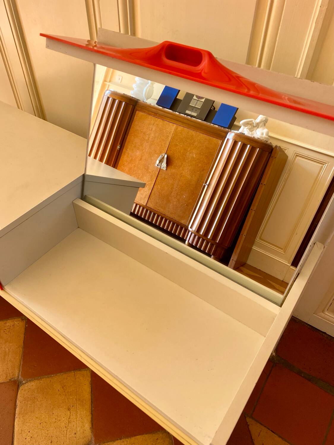 Hairdresser Raymond Loewy