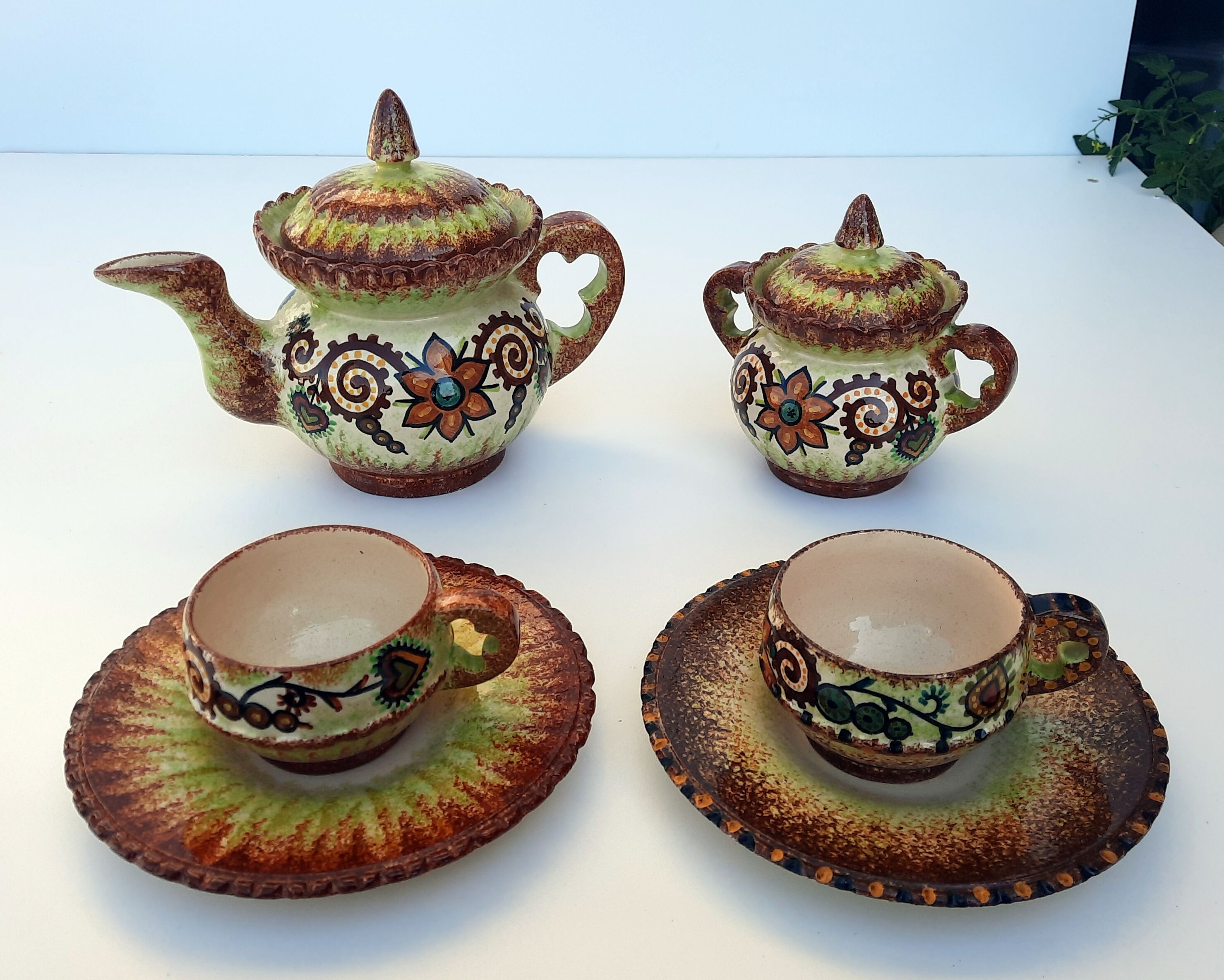 Paul Fouillen Quimper tea set sugar bowl cups and saucers