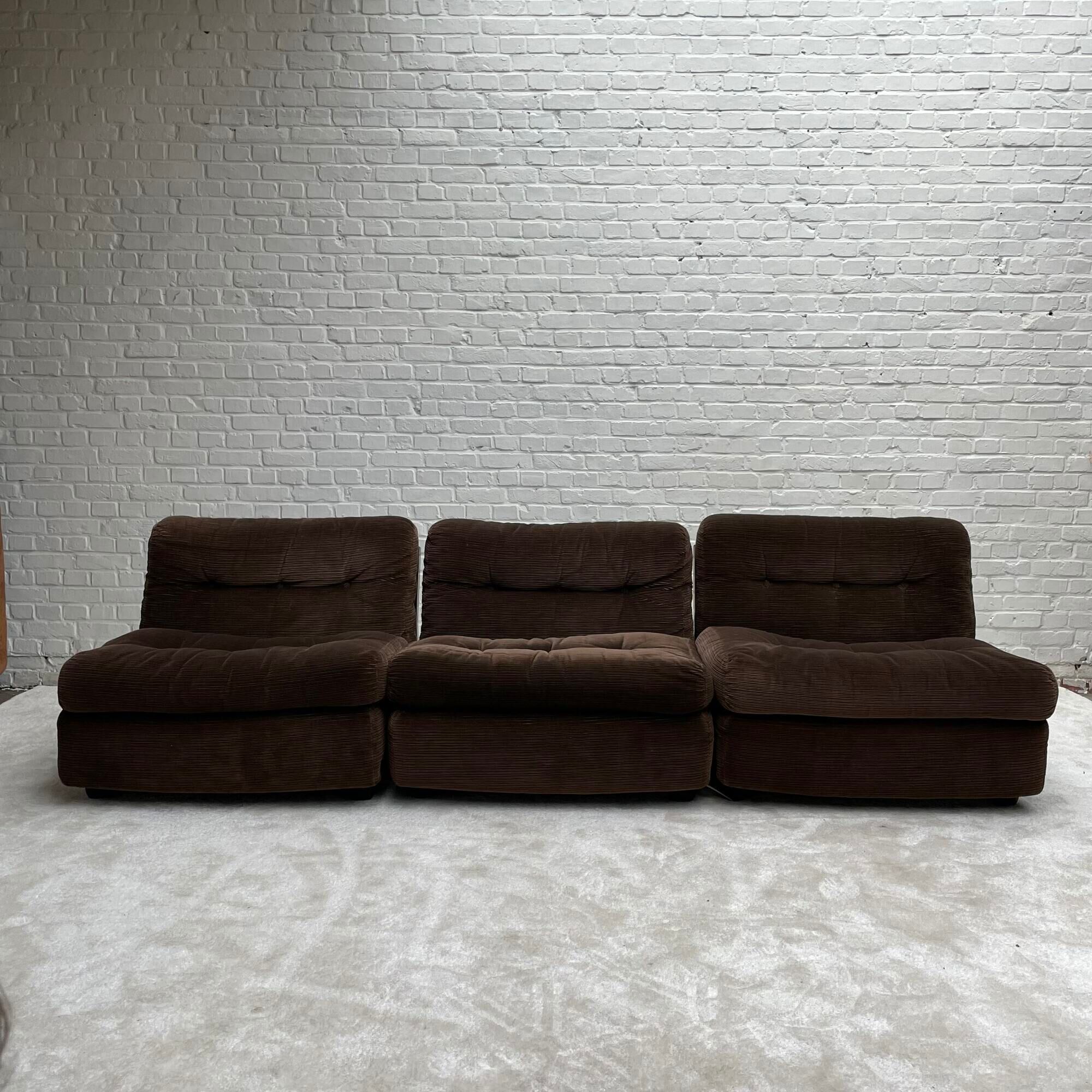 3 amantas in brown corduroy by Mario Belinni for B&B Italia