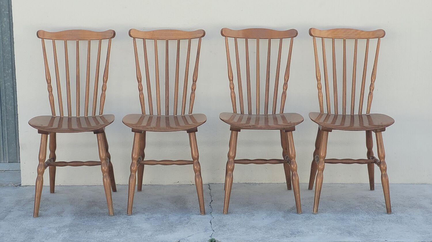 Series of 4 bistro chairs signed Baumann tacoma model 1950 vintage