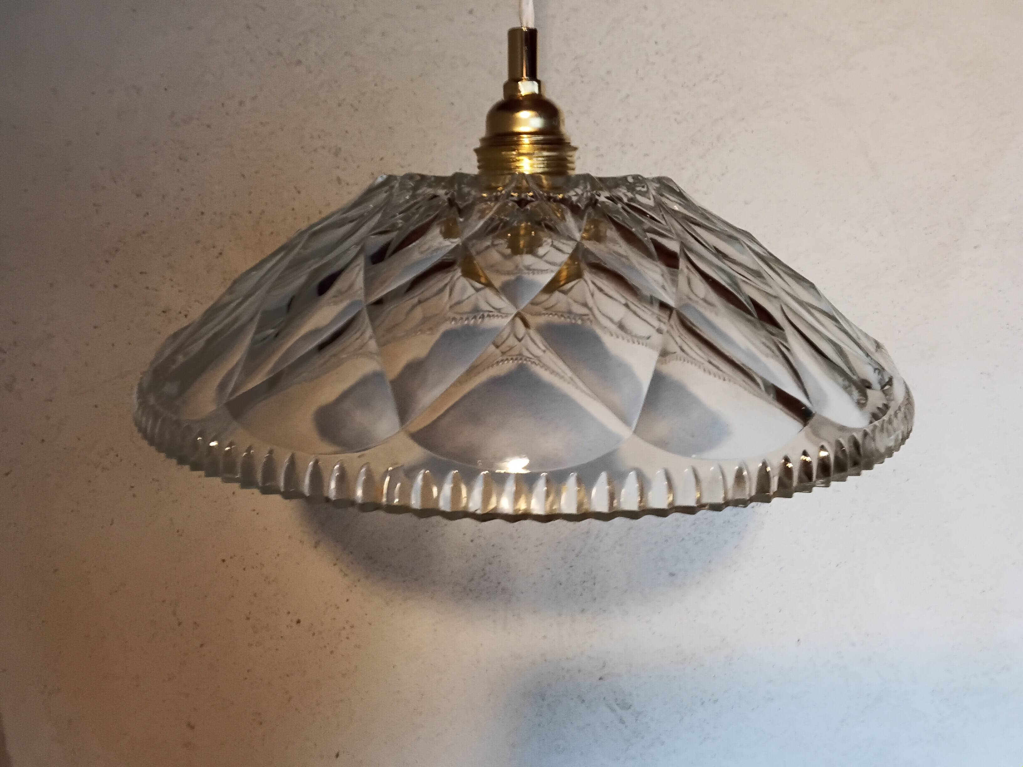 Vintage pendant light in chiseled glass