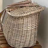 Walking fishing basket