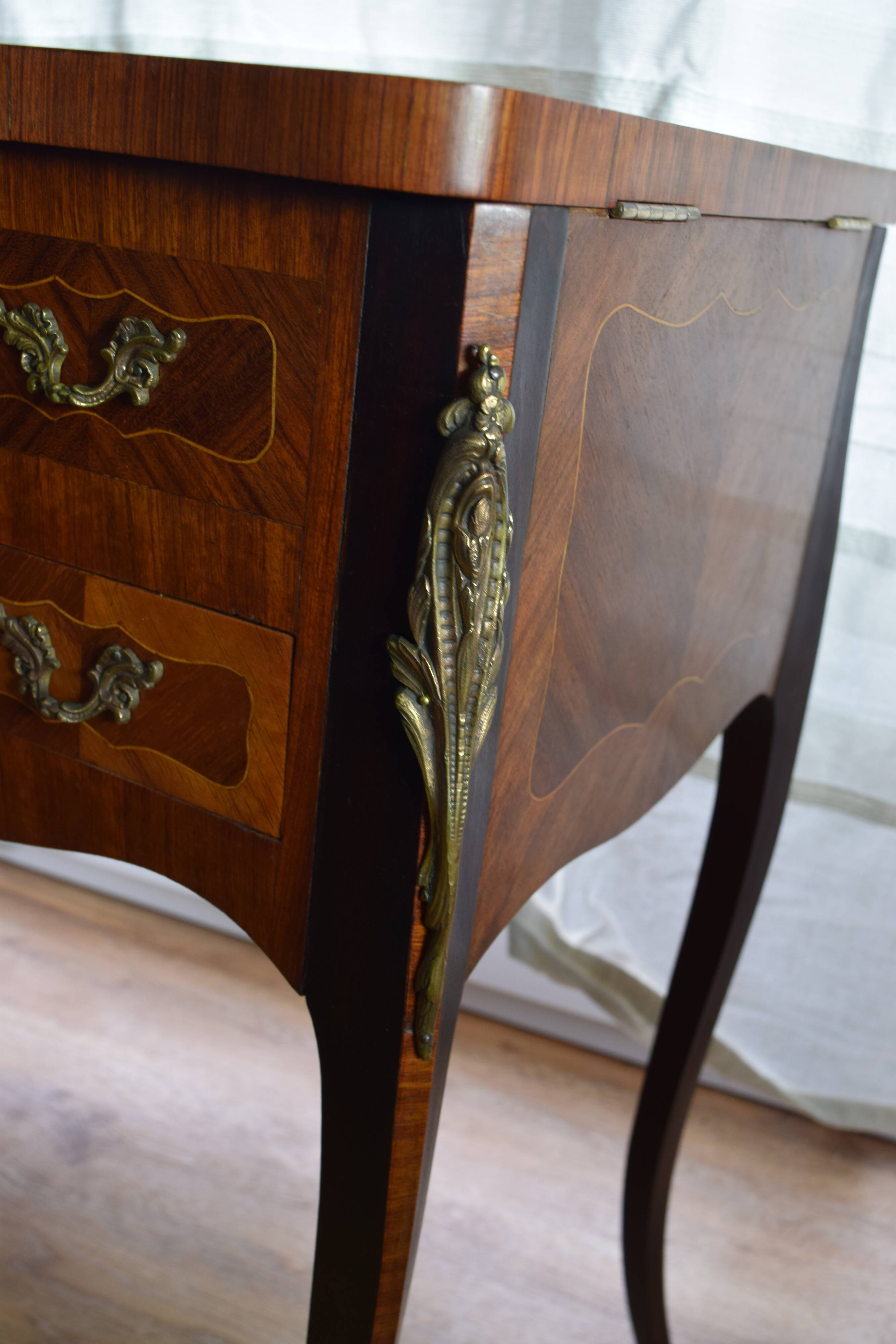 Louis XV style hairdresser