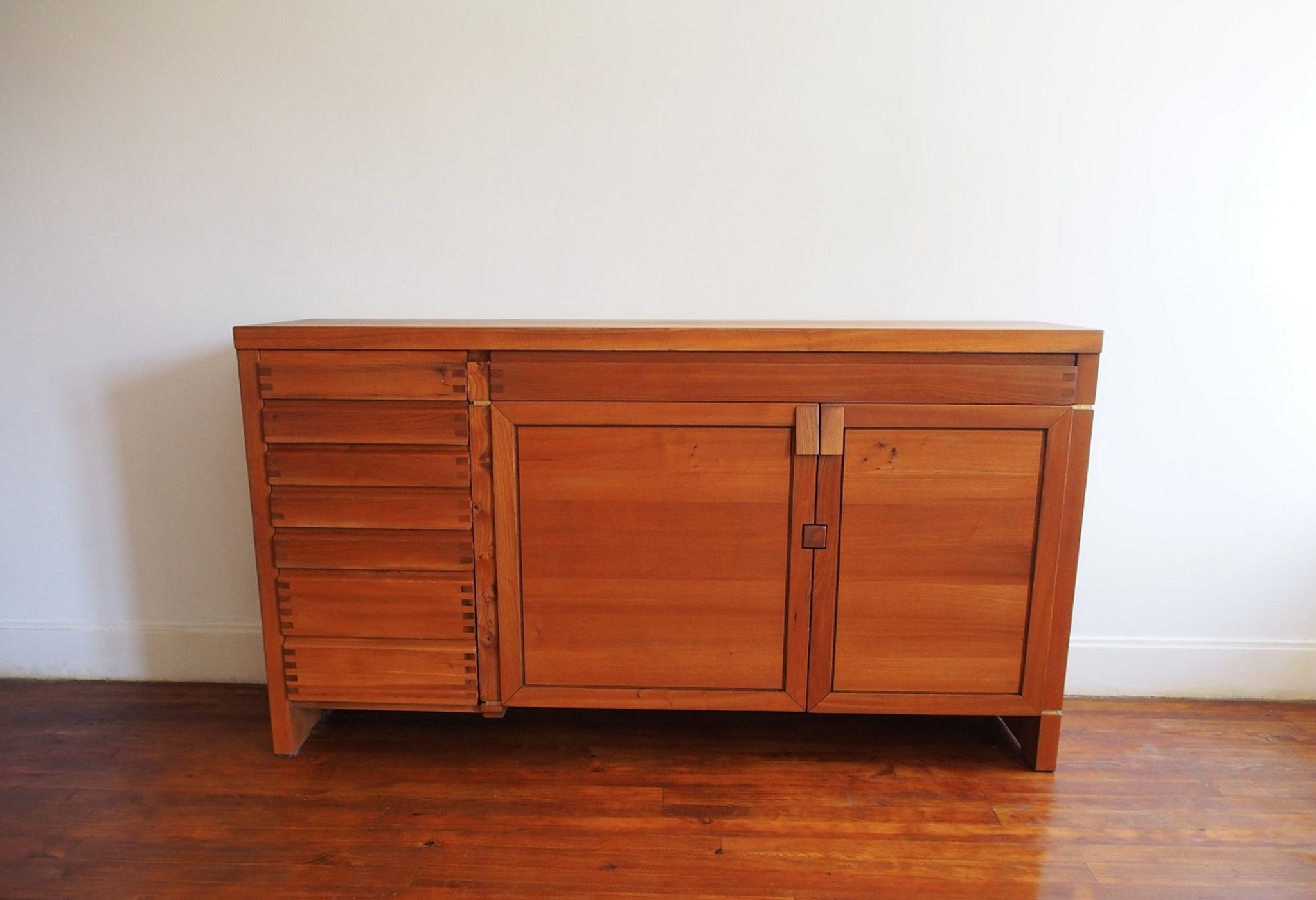 Sideboard R 13 Pierre Chapo