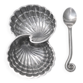 Shell-shaped metal salt shaker