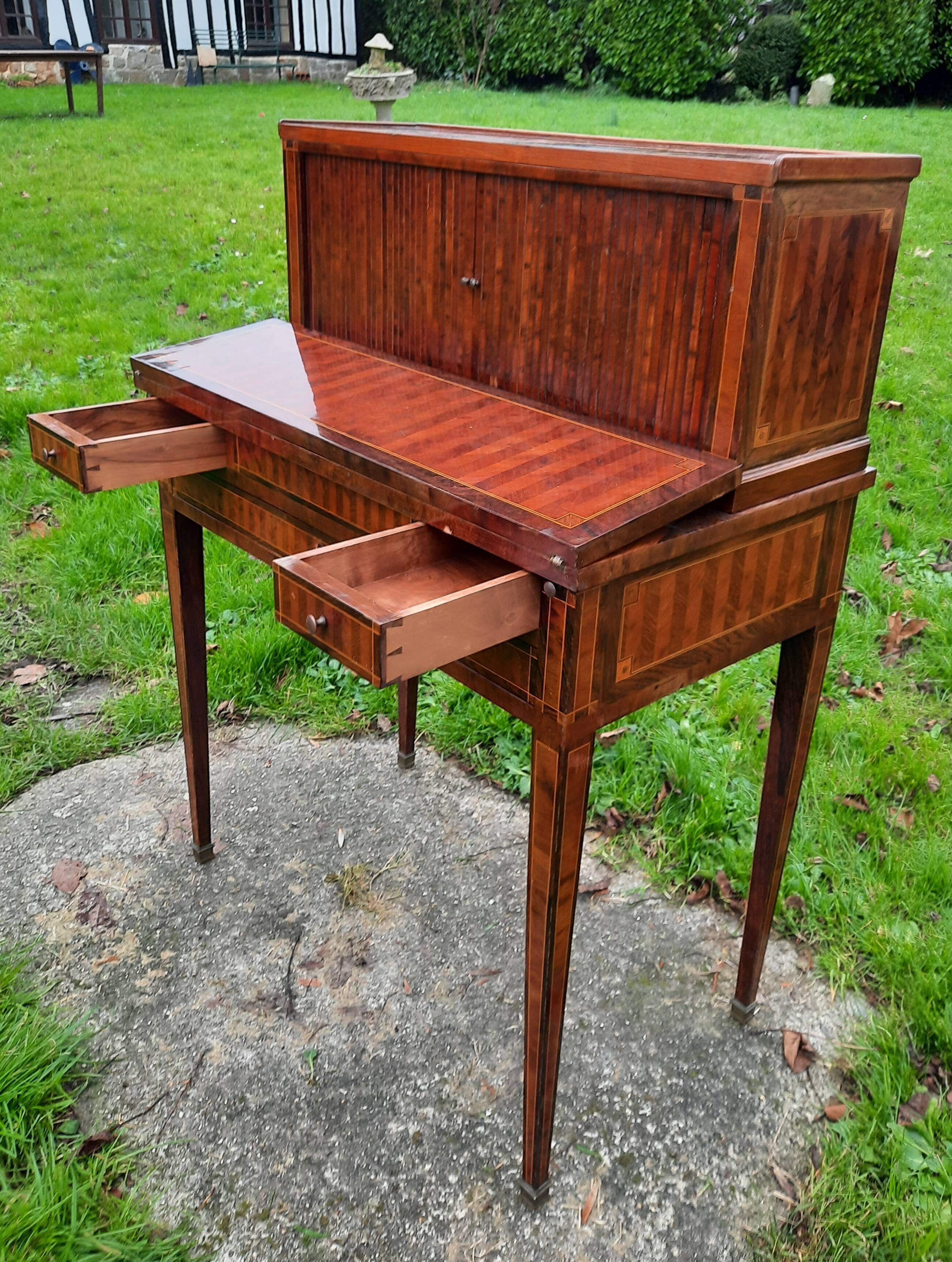 Louis XVI Happiness of the Day Desk