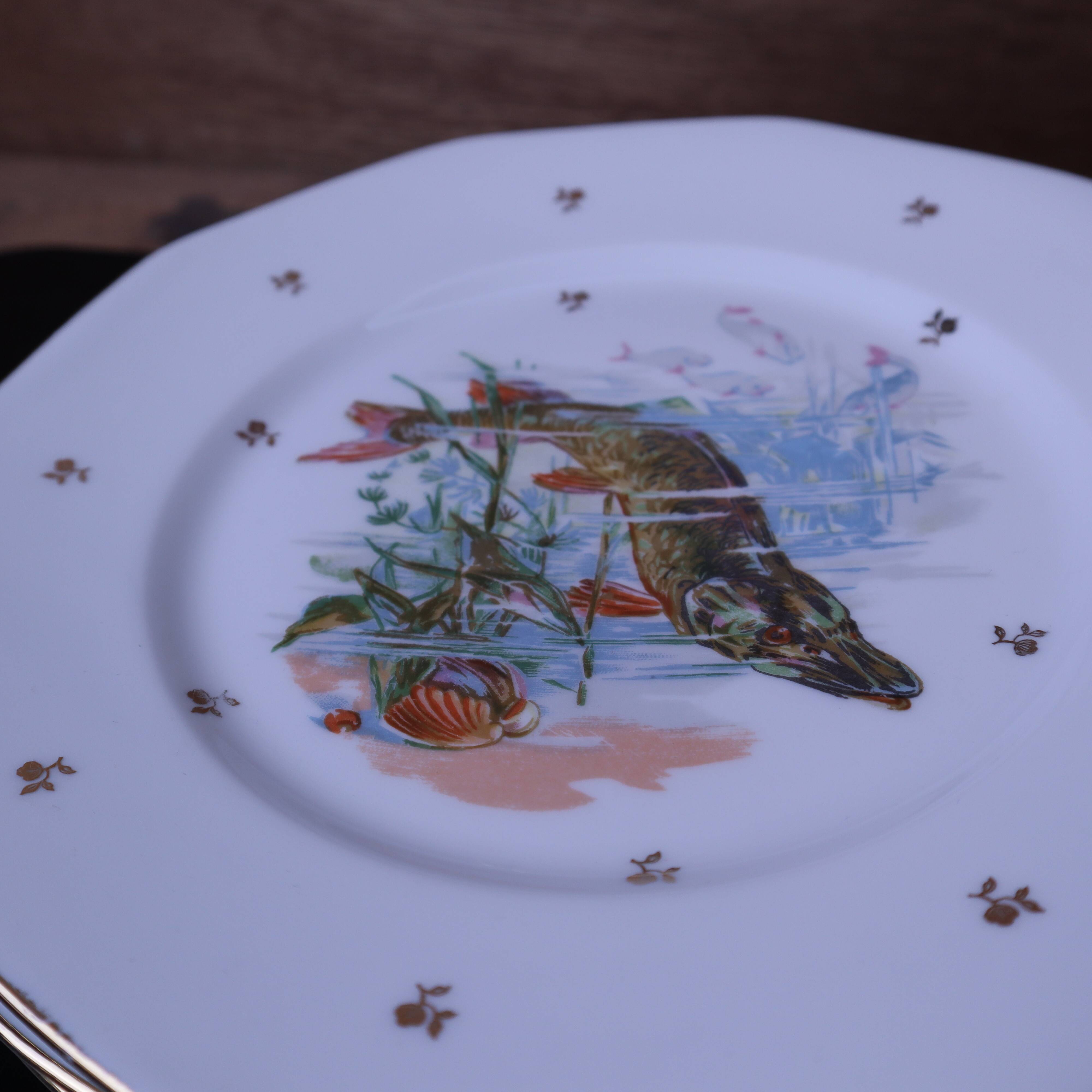 Set of 9 flat plates Limoges Fish service