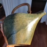Artisanal teapot