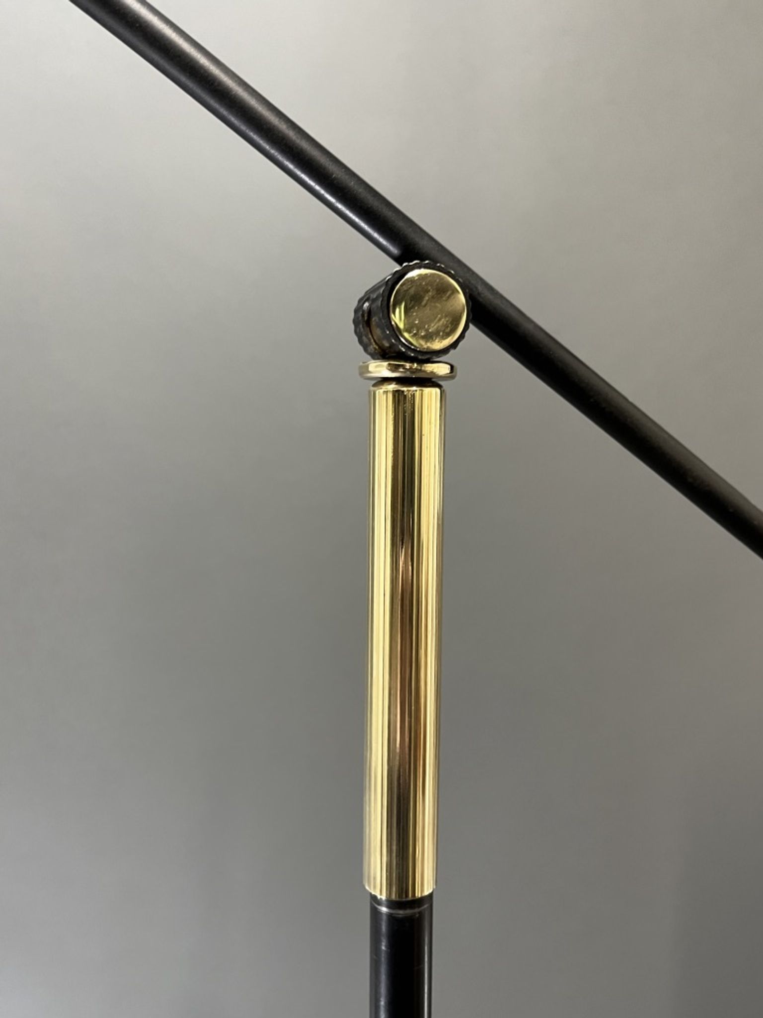 Lampadaire T643 maison lunel france