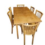Table et chaises
