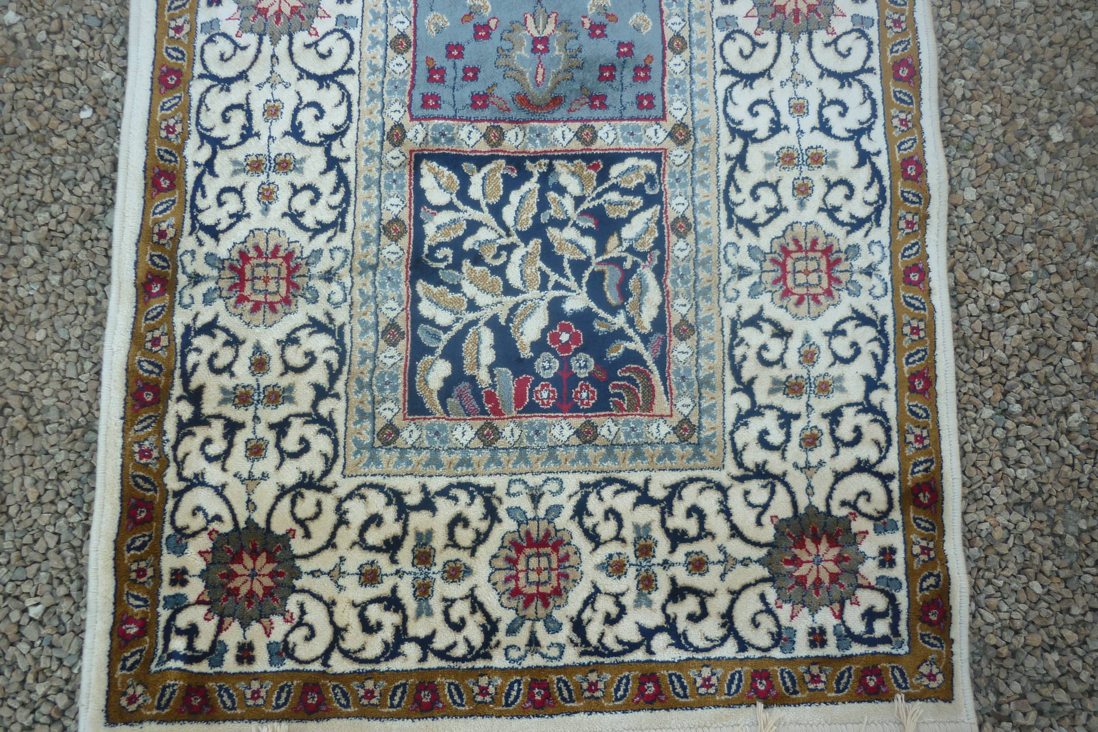 Kashmir silk carpet - 300x80cm