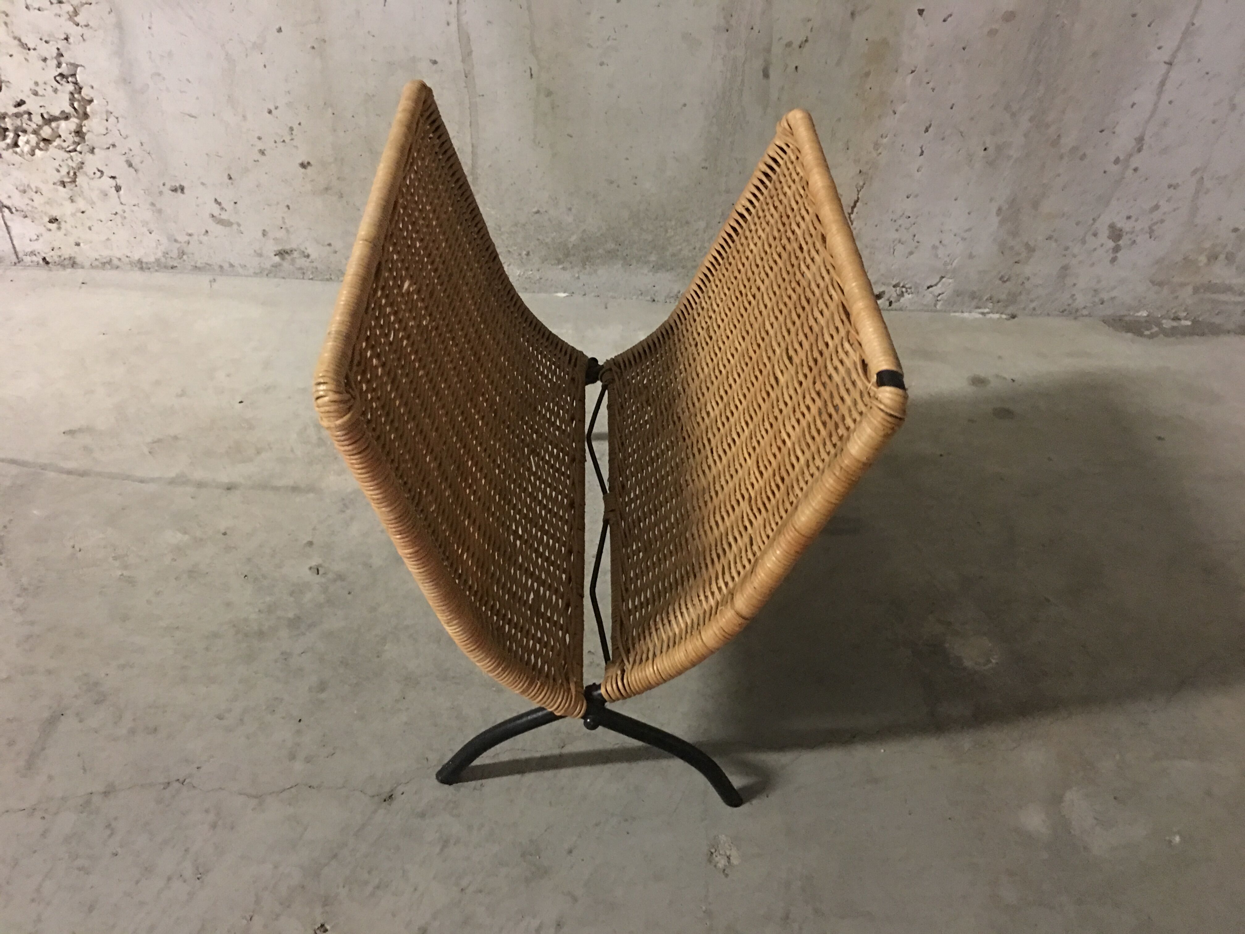 Magazine rack 60 years