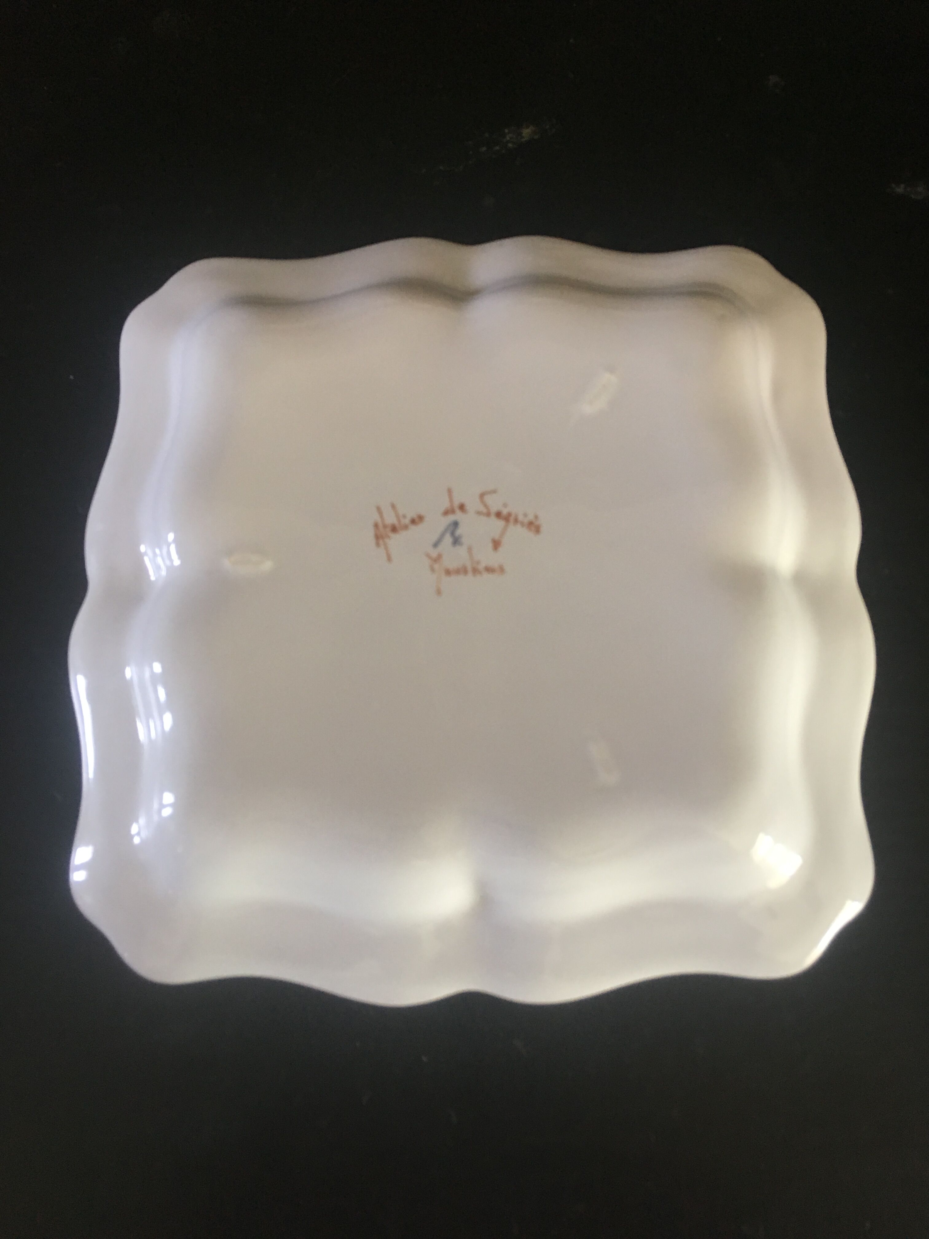 Empty pocket Moustiers Segtiers