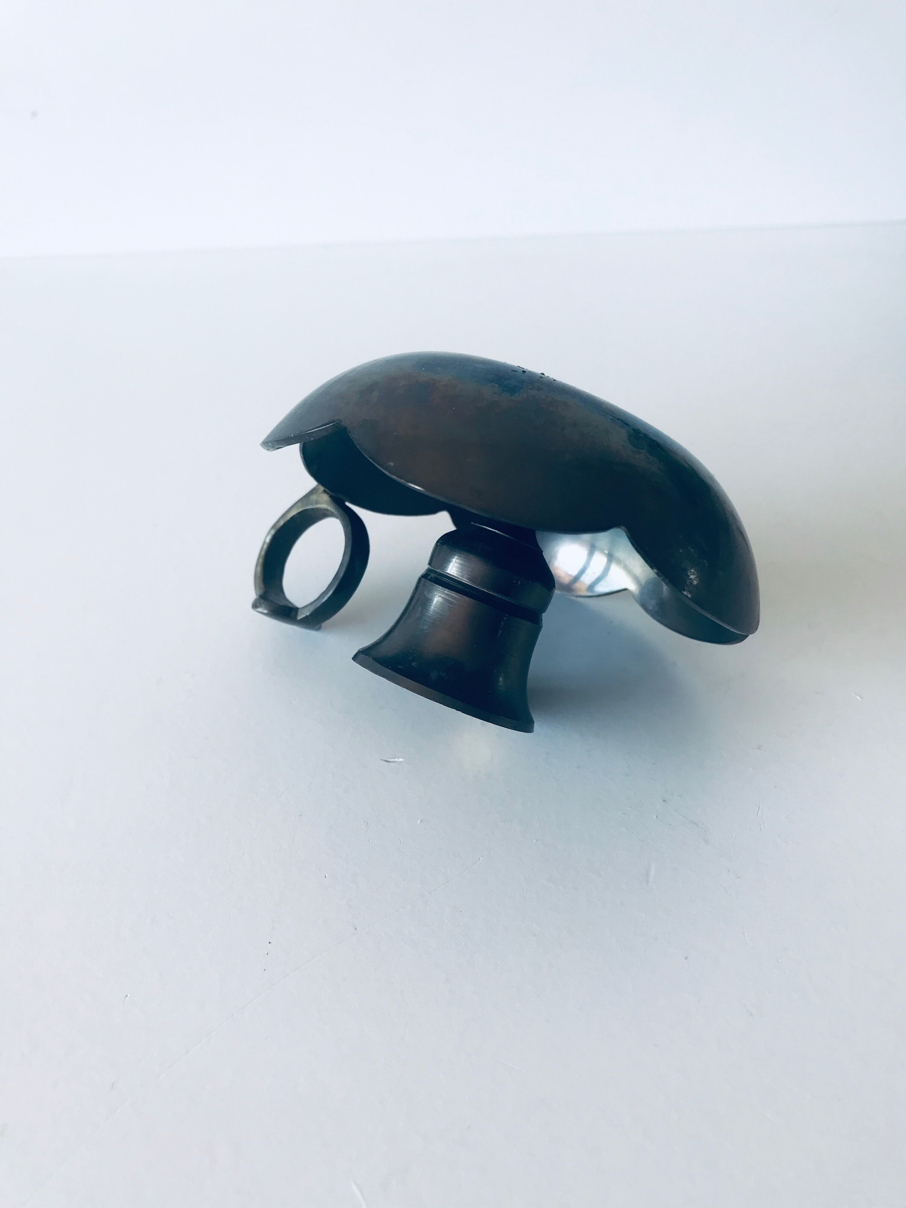 Corolla bougeoir of flowers