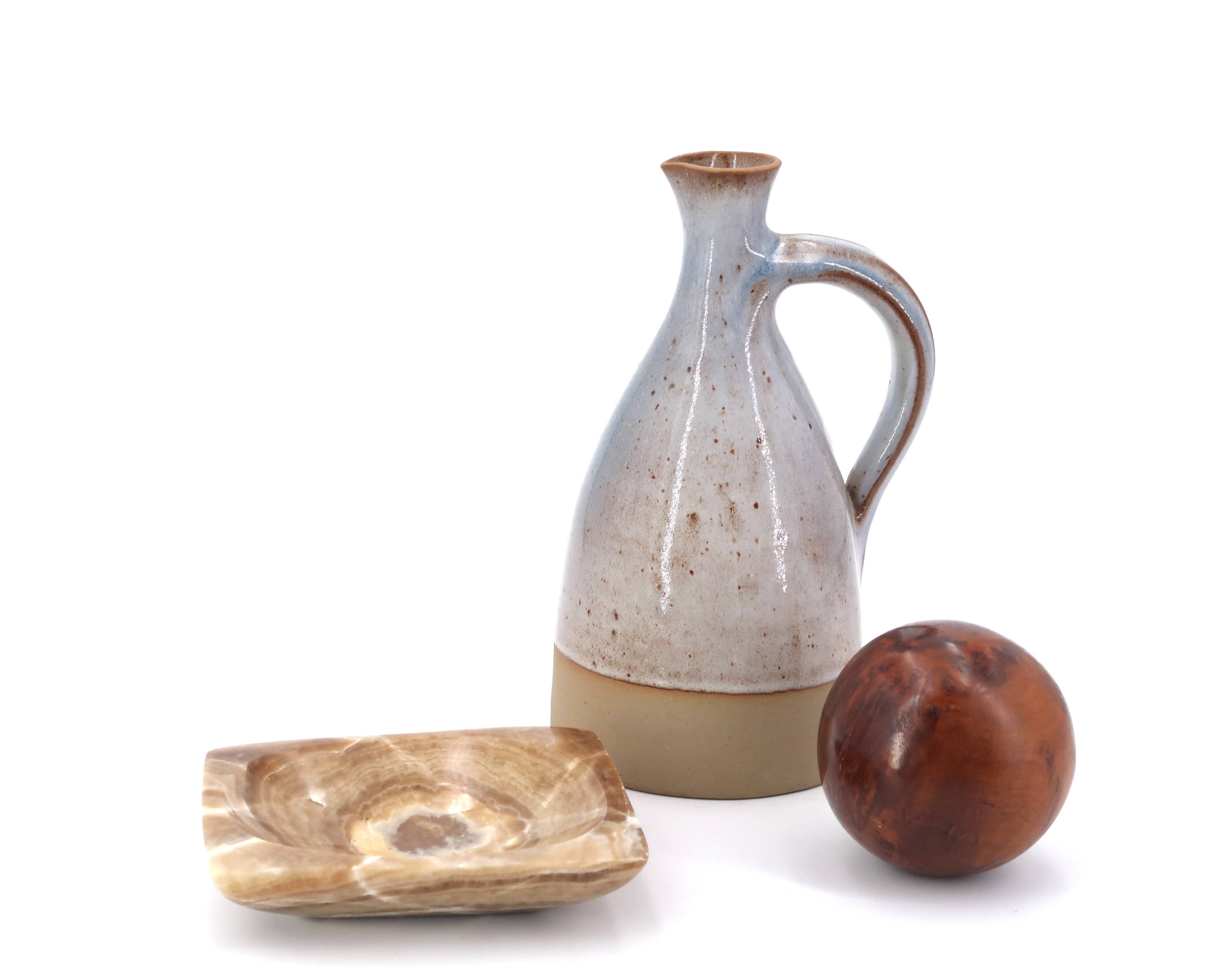 Empty pocket in beige brown stone, 70s