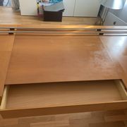 Bureau moderniste Jame Tresserra Clapes