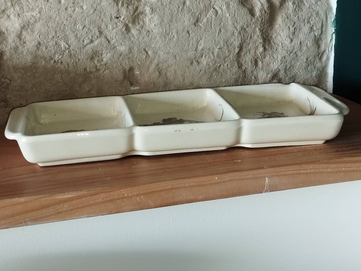 Three-compartment plate in earthenware from Obernai – Alsace