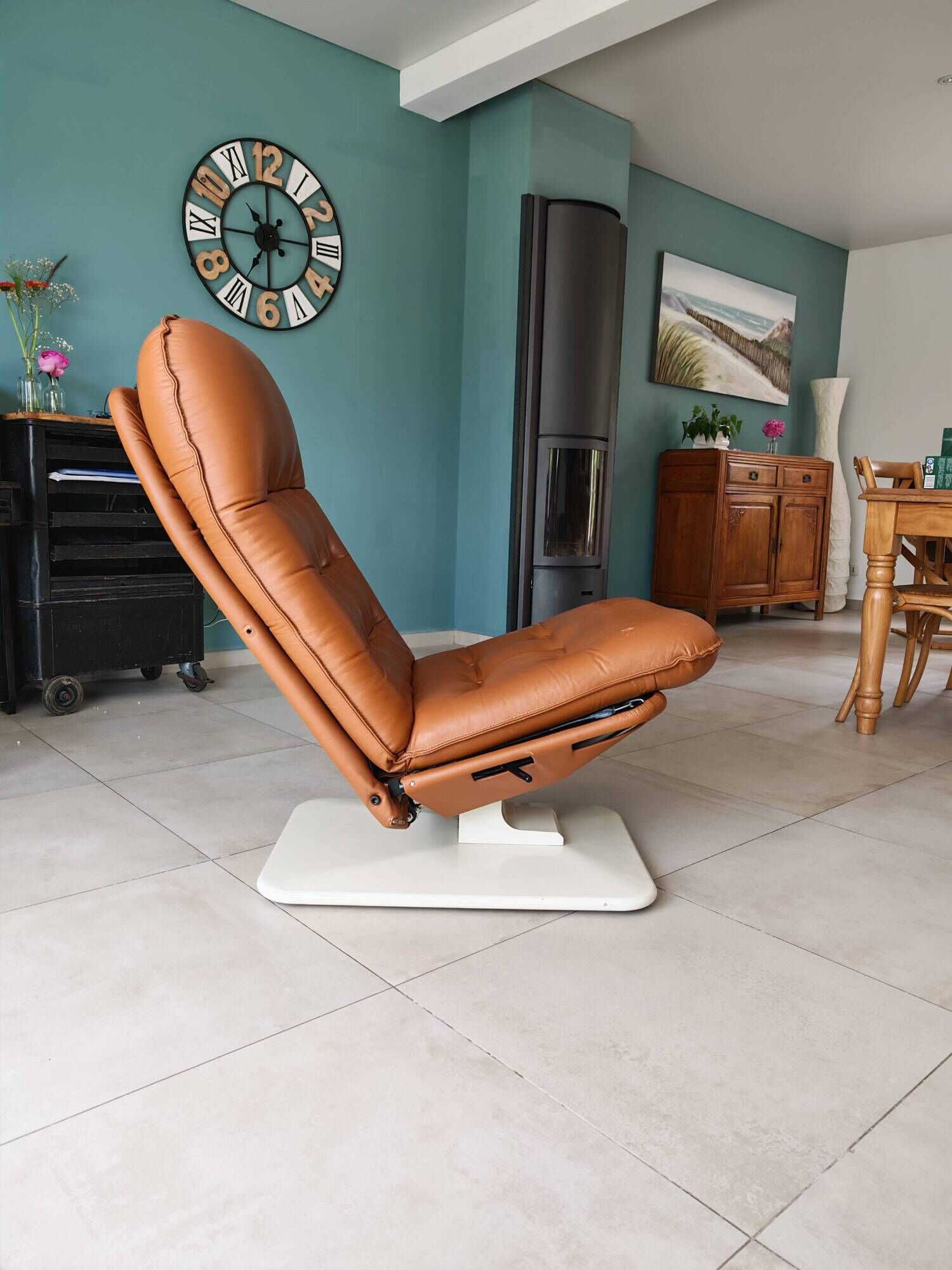 Vintage Lounge Chair & Ottoman "Origlia" – Tawny Leather & Pirelli Straps