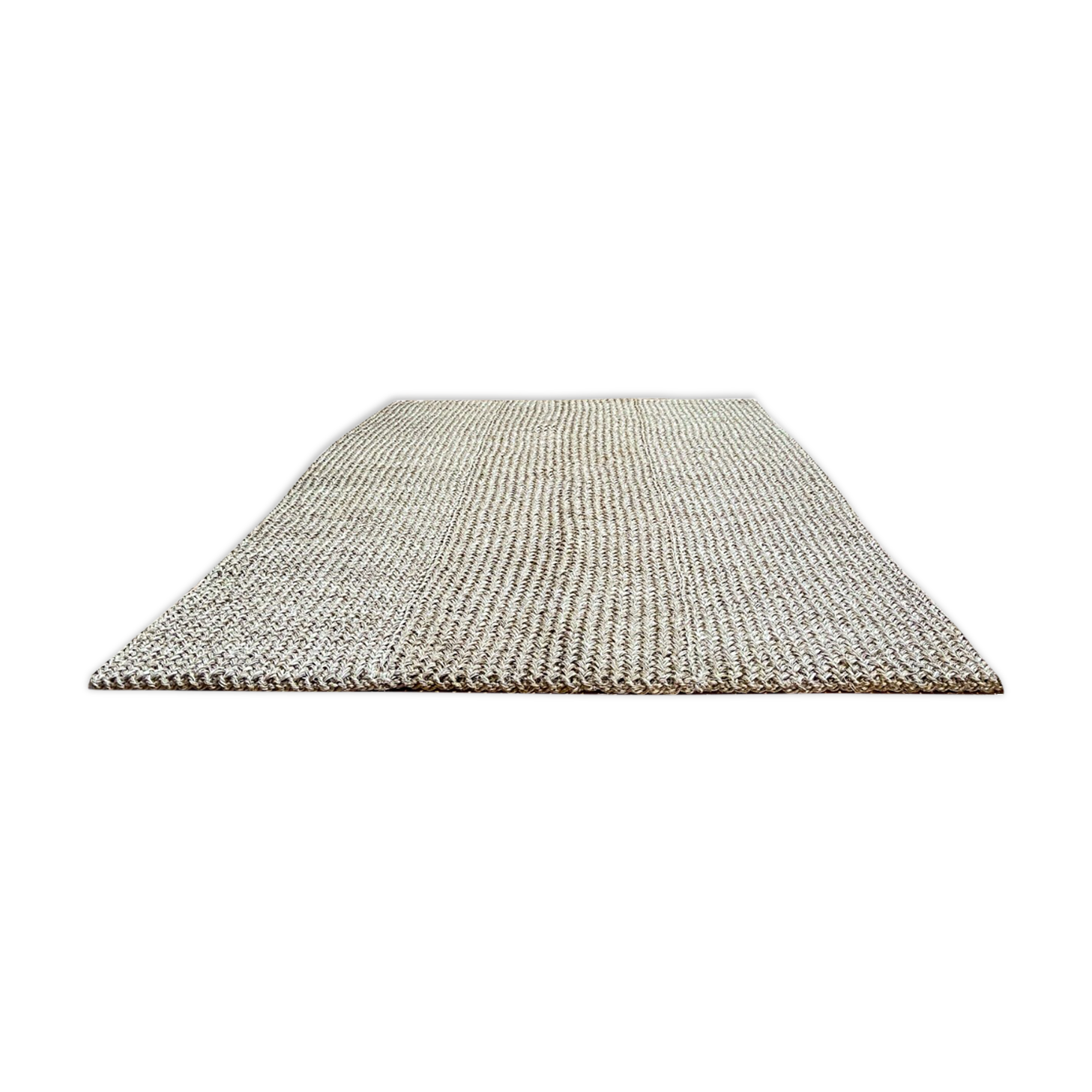 Handmade carpet in natural fiber of knitted palm leaf