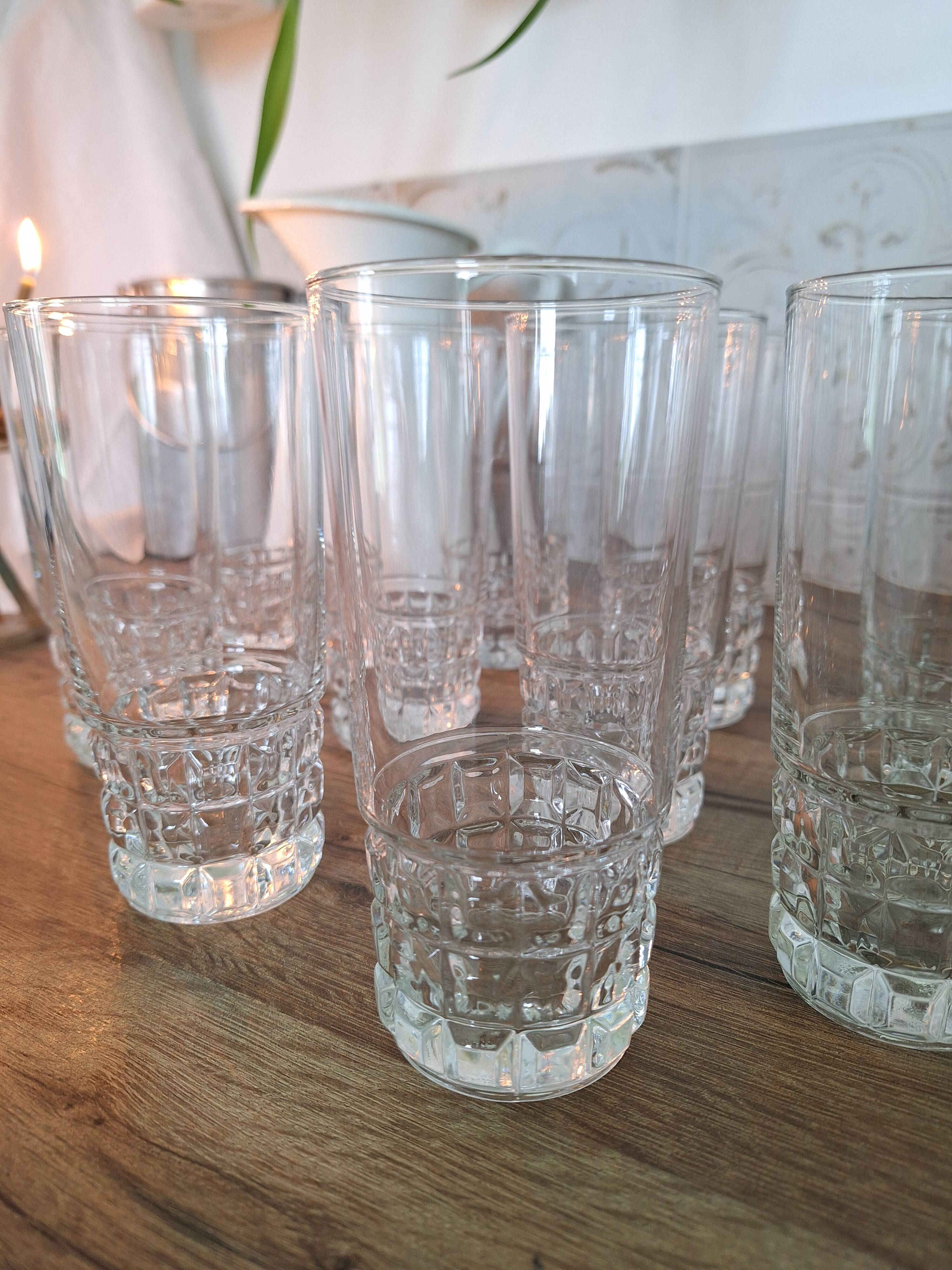 10 vintage water or aperitif glasses