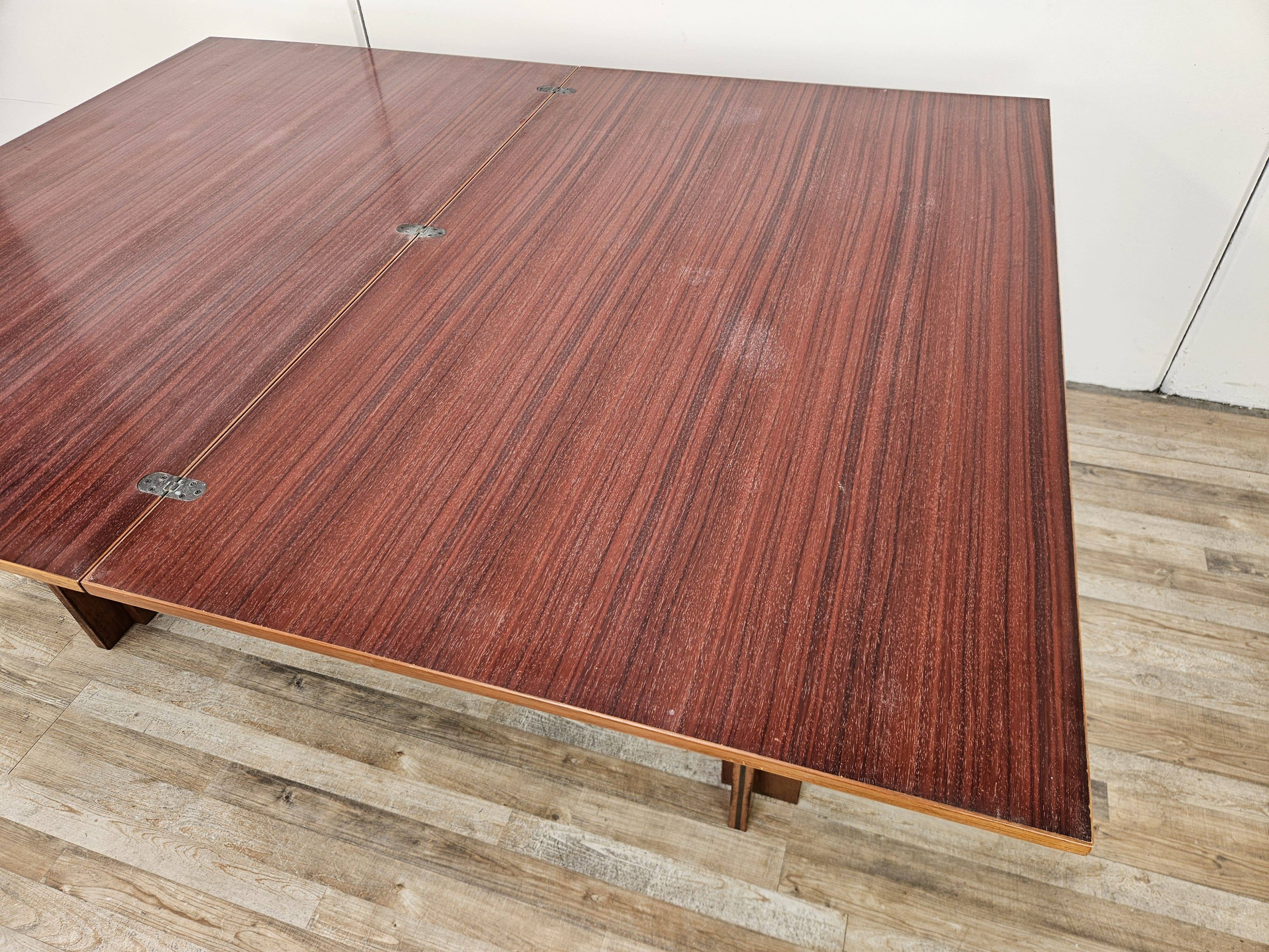 Italian design folding dining table, 1970