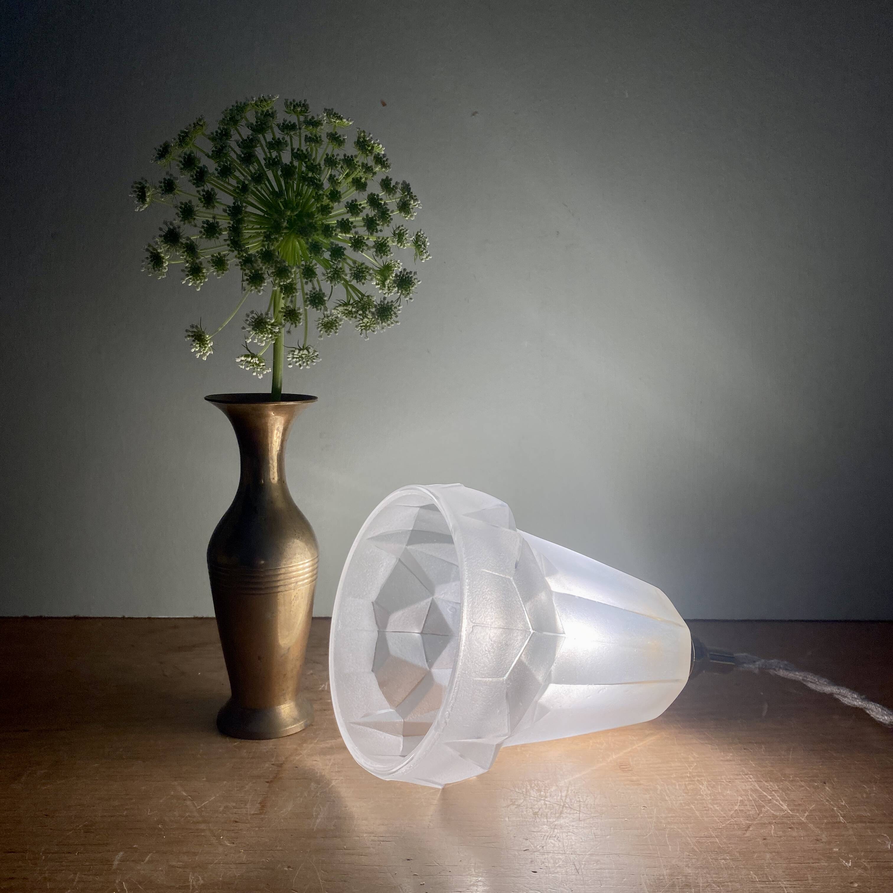 Vintage Art Deco frosted glass tulip pendant light