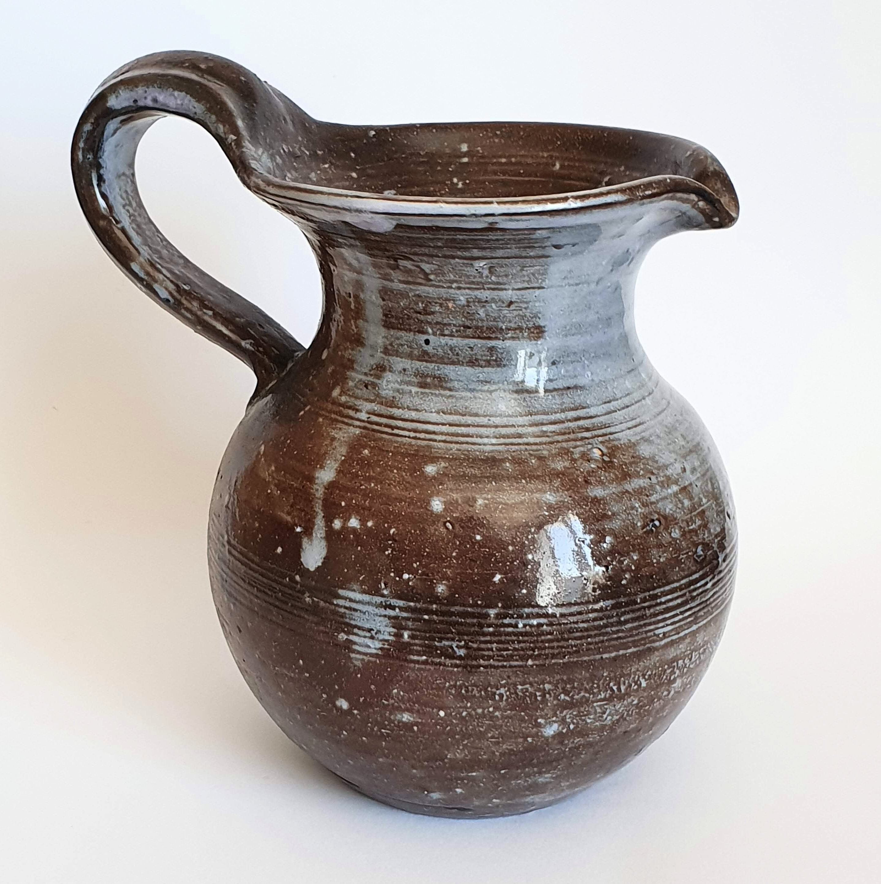 Ceramic pitcher by Dominik Mornac