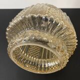 Globe verre travaillé ambré (Années 50)