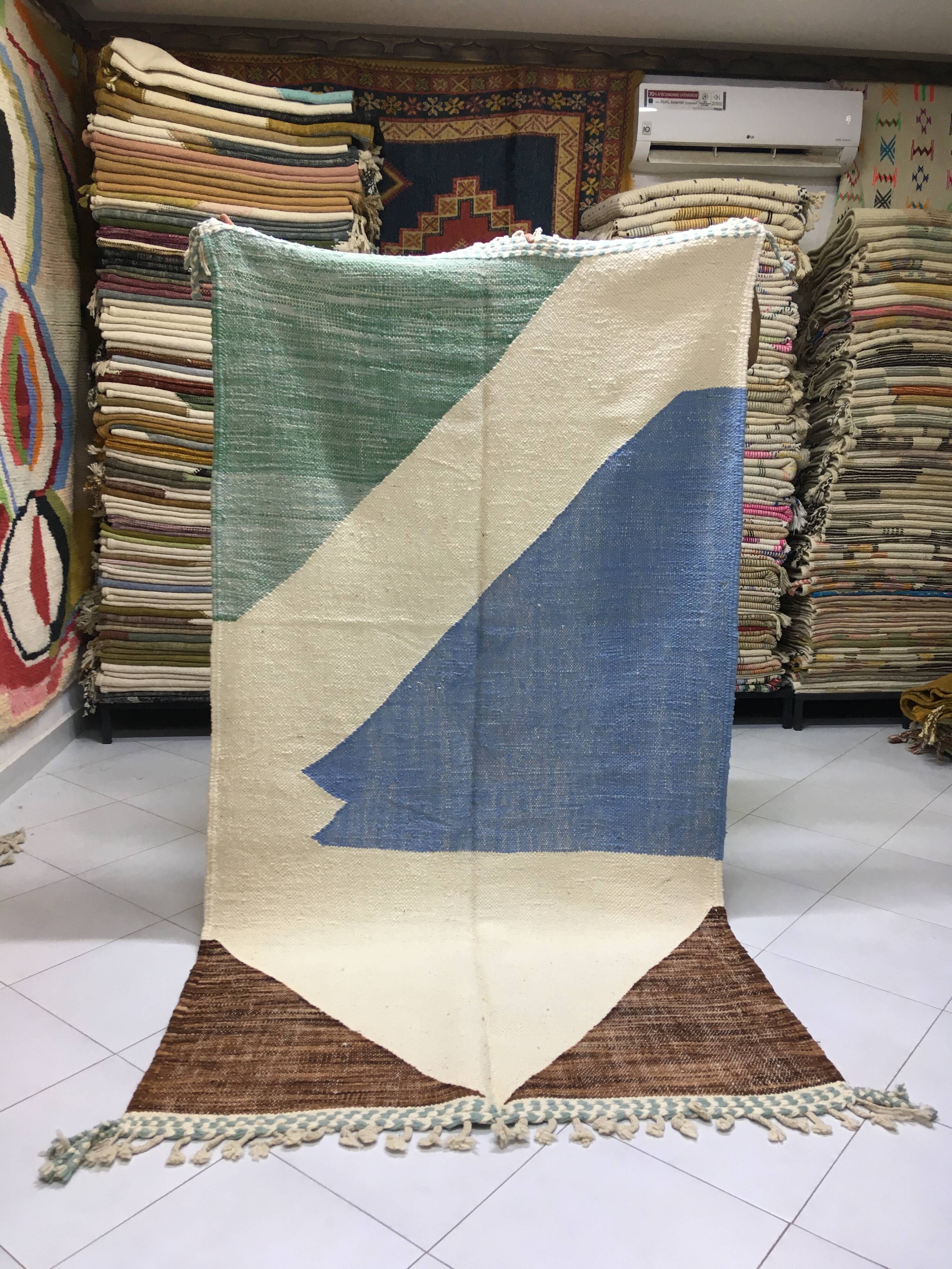 Berber Boujaad Kilim Rug 2m65 x 1m43