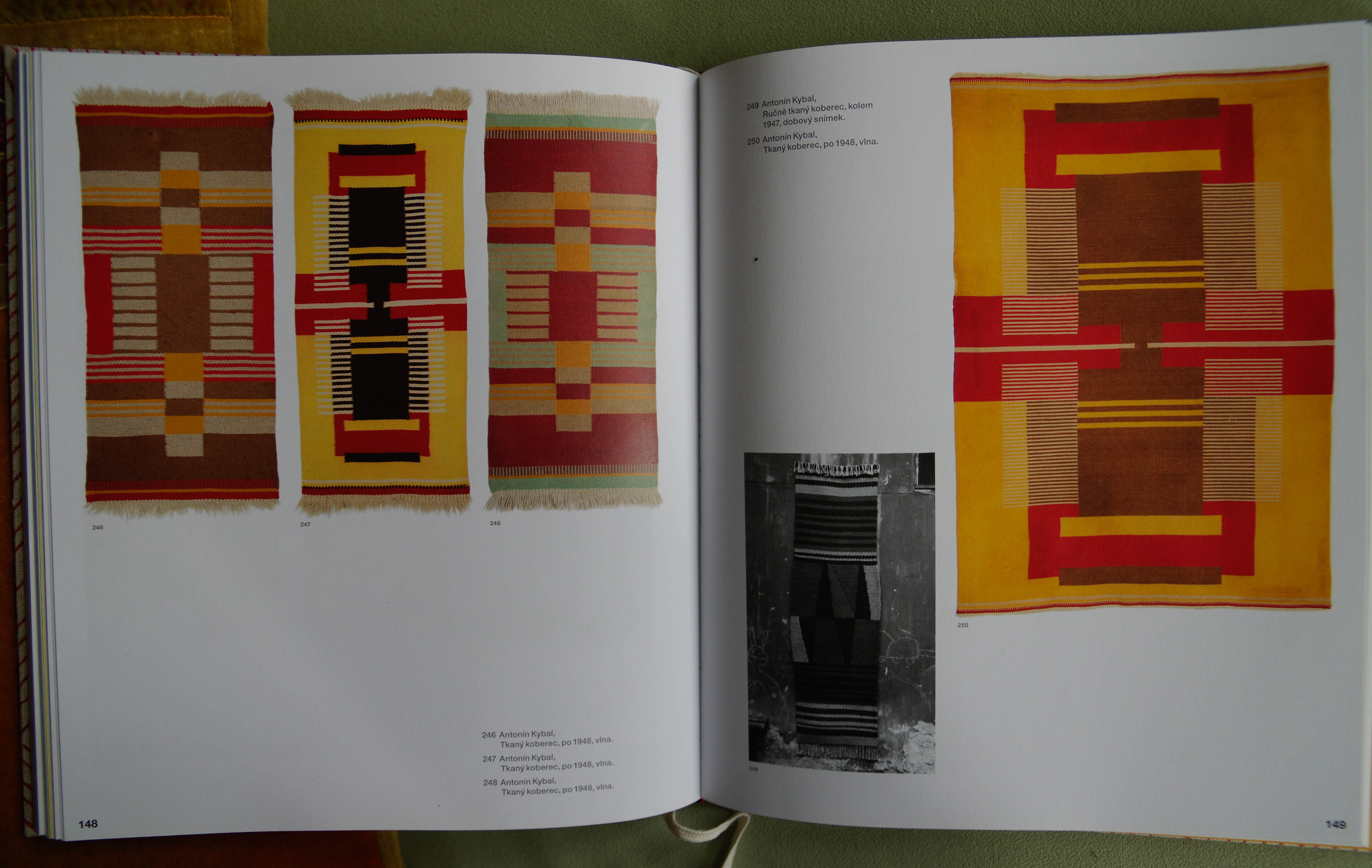 Abstract modernist carpet by Antonin Kybal, 1948 - 310x198cm