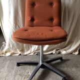 Paire de fauteuils pivotants 1970