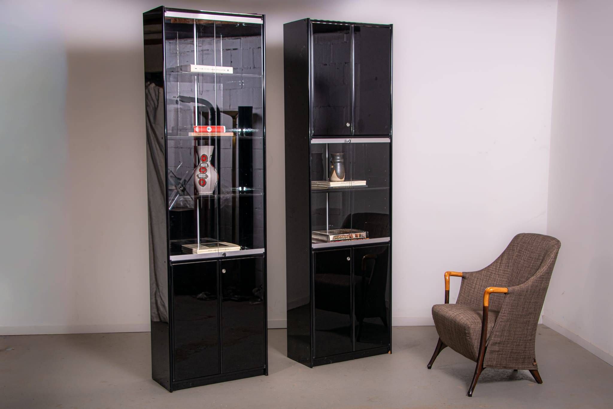 Set of Olinto book cases designed by Kazuhide Takahama for B&B Italia circa 1980