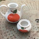 Red apple porcelain coffee service, Patricia model, Lehmann, Weiden, Bavaria
