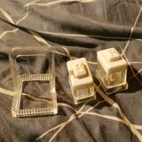 Ancien saleron en matière plastique
