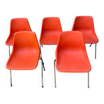 Series of 5 design and vintage orange chairs