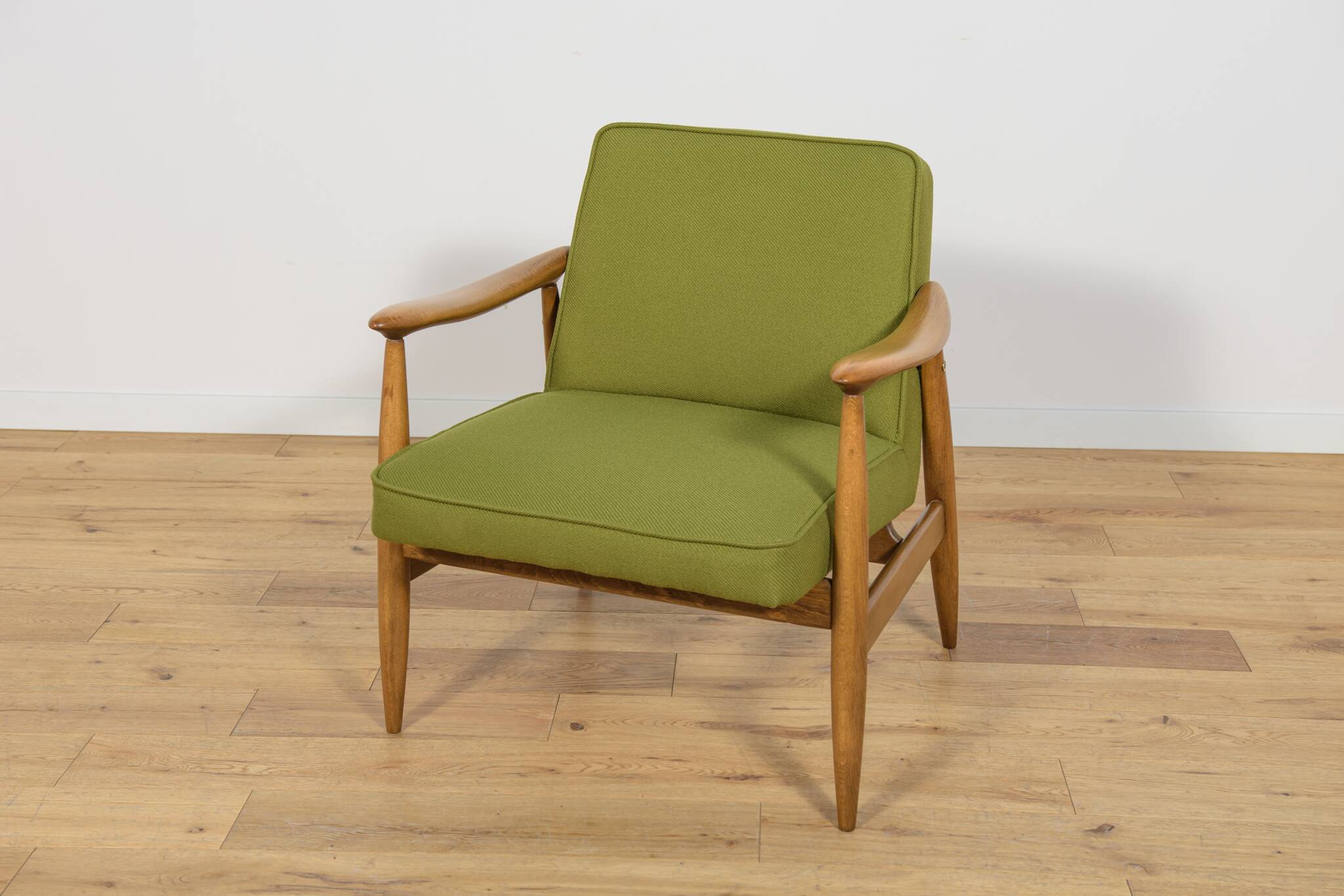 GFM-87 Armchair by Juliusz Kedziorek for Gościcińskie Furniture, Poland, 1960s