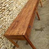 Draper's table, a piece of furniture for the trade