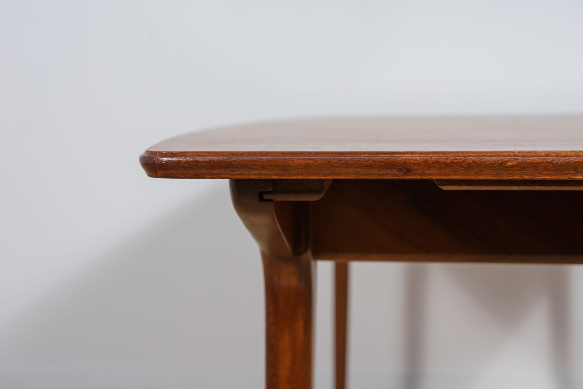 Mid-century teak extendable dining table from Mcintosh, 1960s