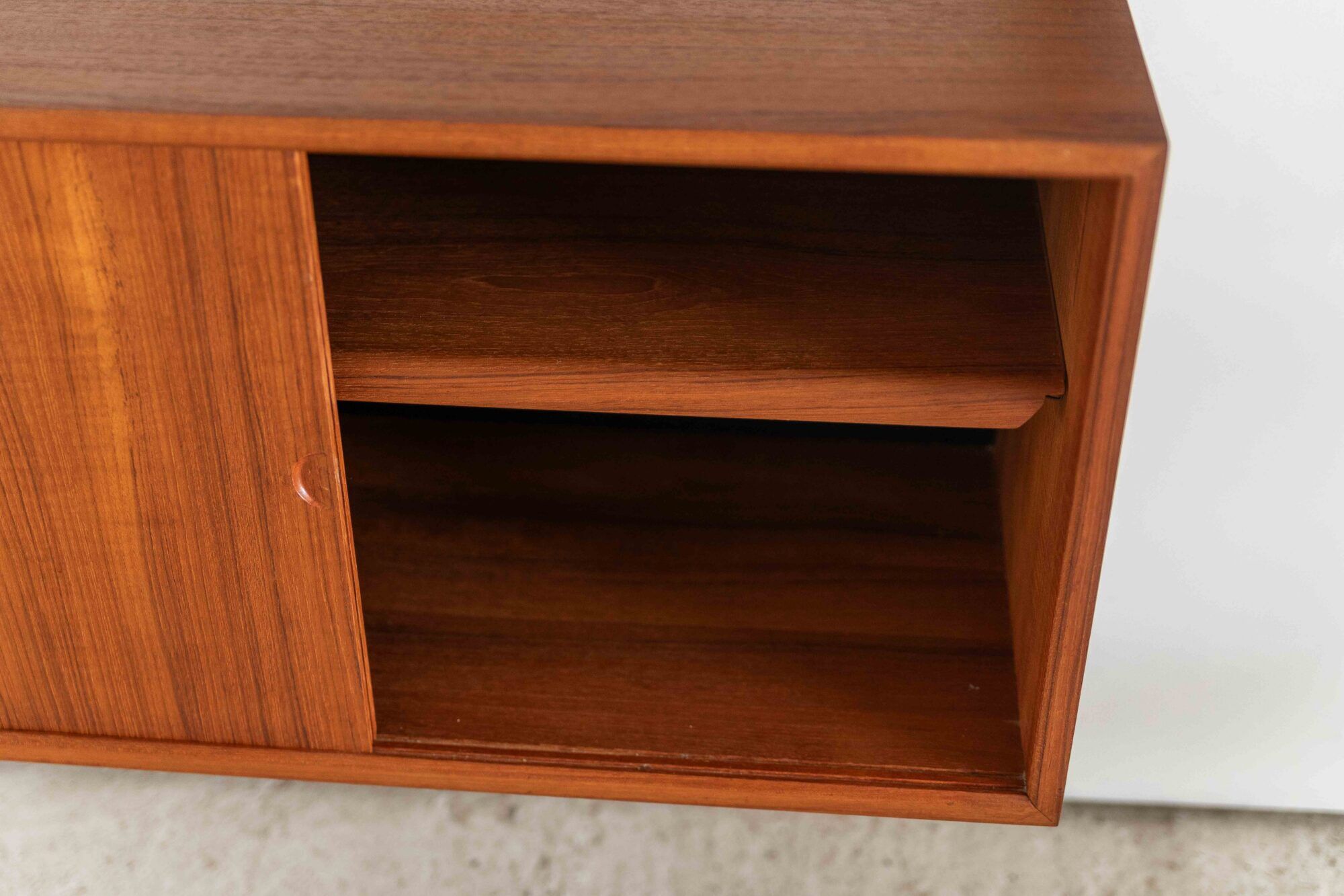 Wall unit by Poul Cadovius