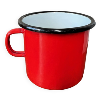Red enameled sheet metal mug