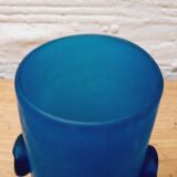 Vase pate de verre bleu