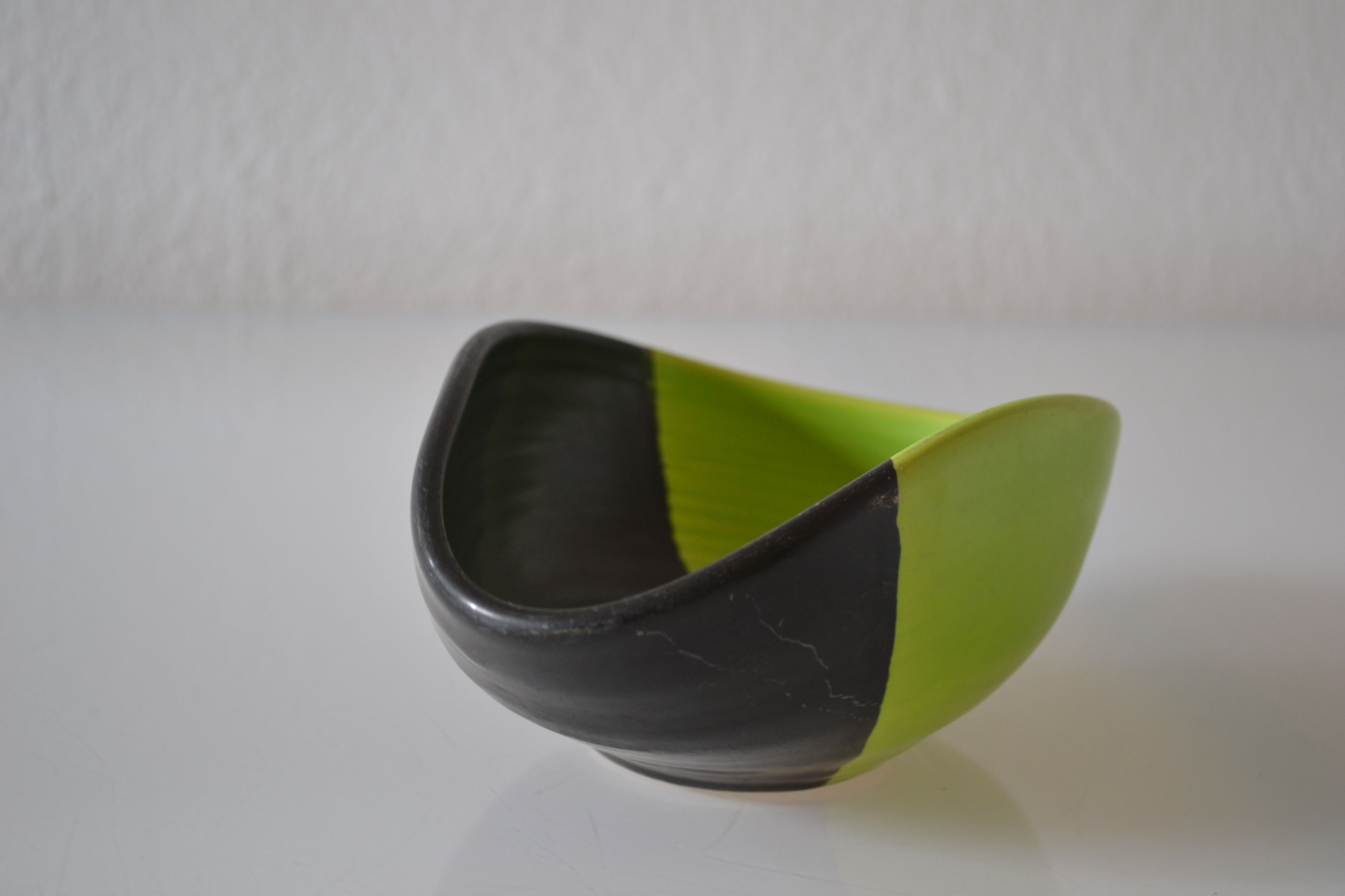 Vintage two-tone ceramic cup 50's