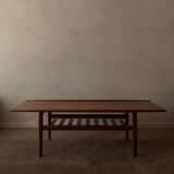 Table basse en teck danois par Grete Jalk avec cadre à lattes, années 1960.