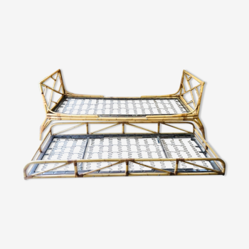 Timael rattan and giggle bed