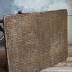 Table-desserte d'appoint en rotin ancienne