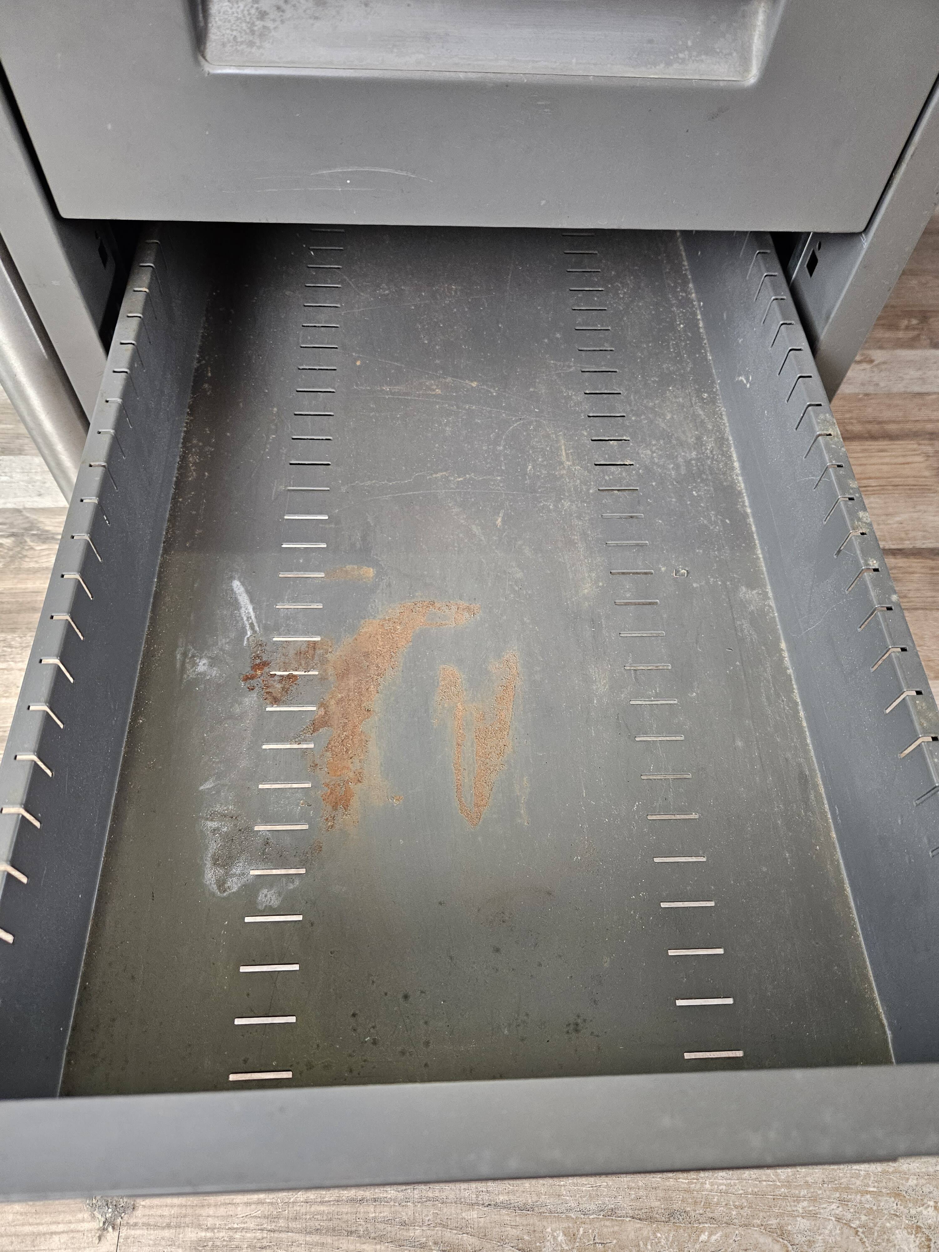 Bureau de direction avec plateau en stratifié palissandre par Mobiltecnica Torino