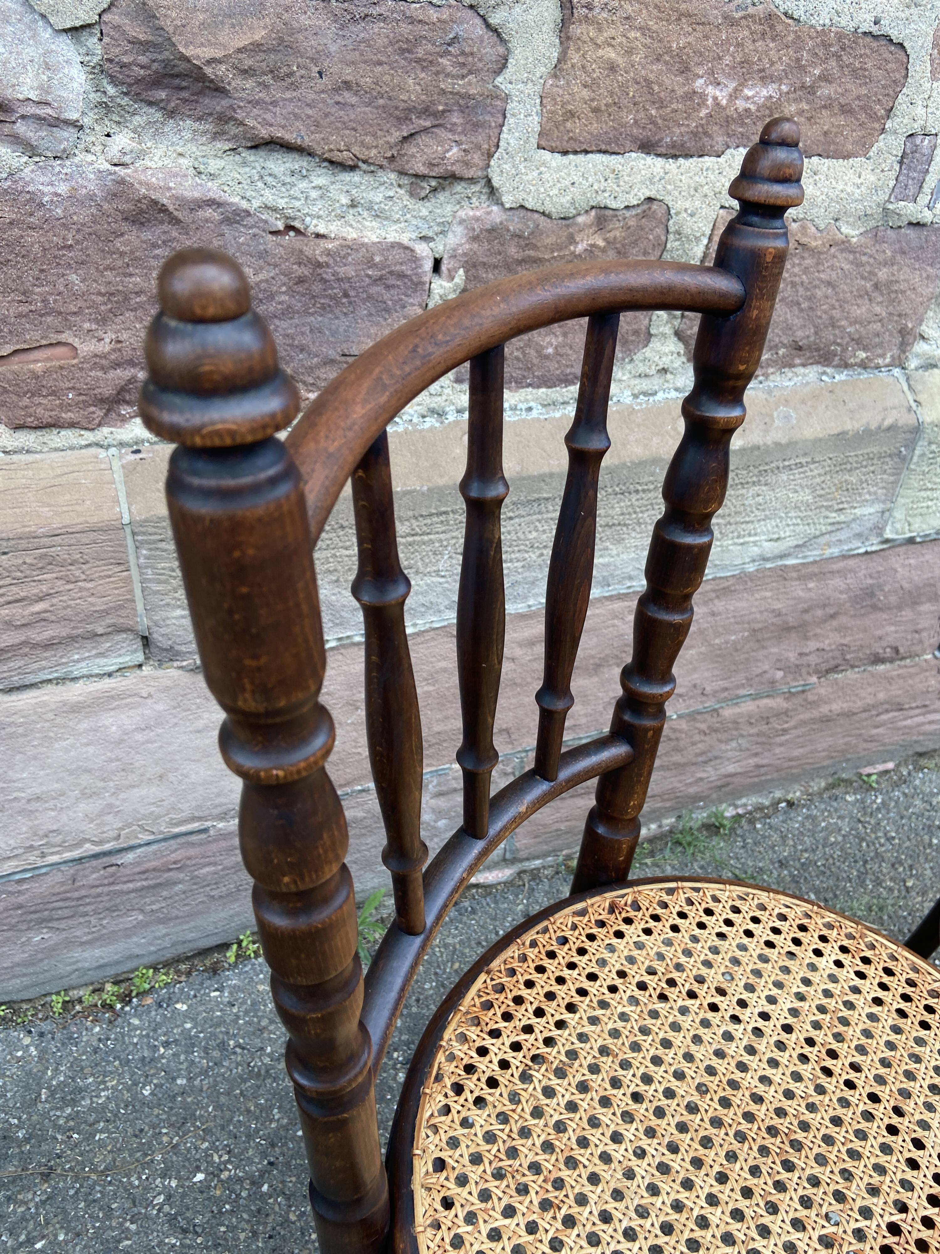 4 vintage curved wood coffee bistro chairs